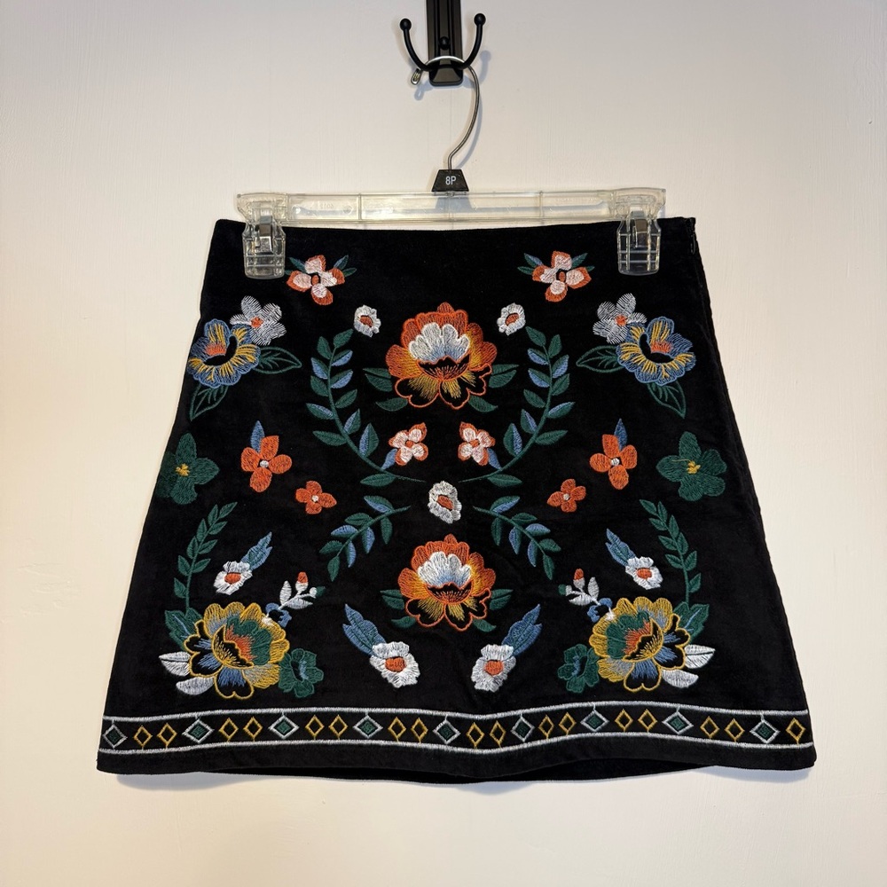 FLYING TOMATO Black Floral Multicolor Embroidered Mini Skirt Boho Small Velour